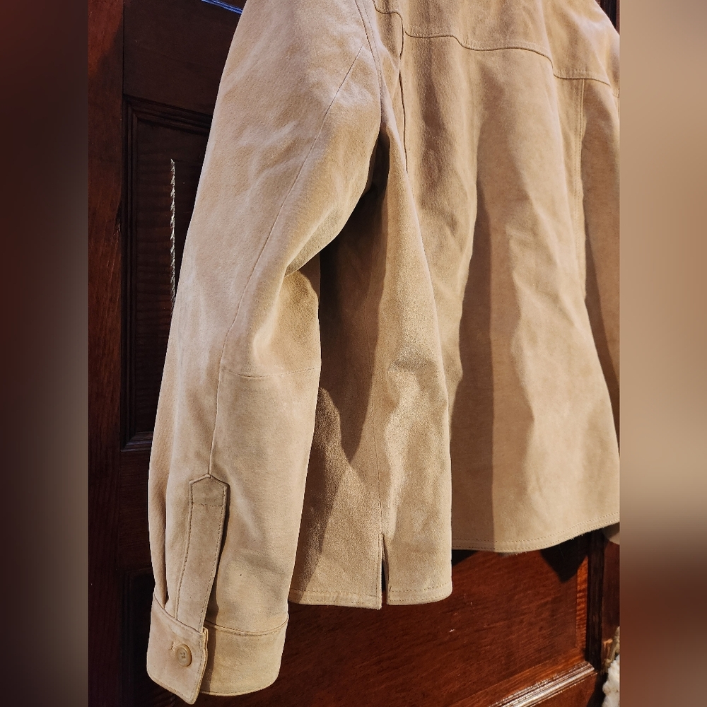 Cherokee Tan Suede Jacket - Picture 9 of 9
